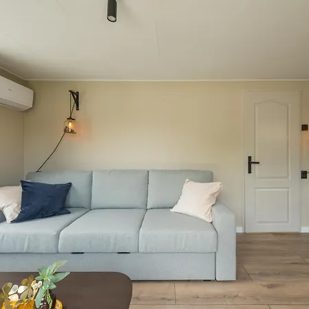 Chalet 49, Efteling - Beekse Bergen - Dog Friendly *