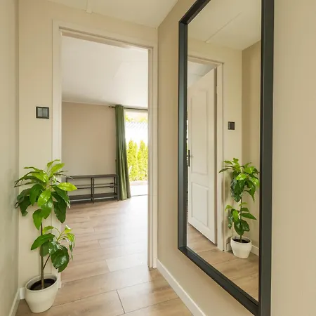 49, Efteling - Beekse Bergen - Dog Friendly *