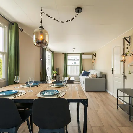 49, Efteling - Beekse Bergen - Dog Friendly