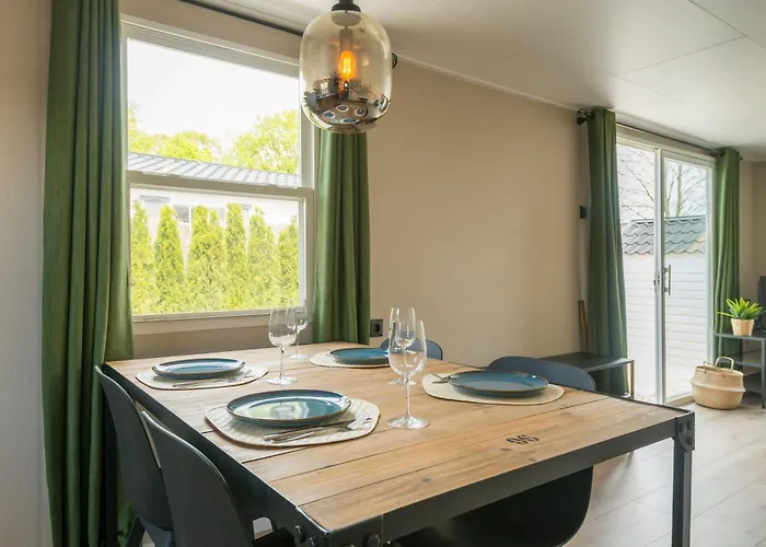 49, Efteling - Beekse Bergen - Dog Friendly Alpesi faház